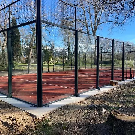 Szálloda Chateau De Sau Thuir